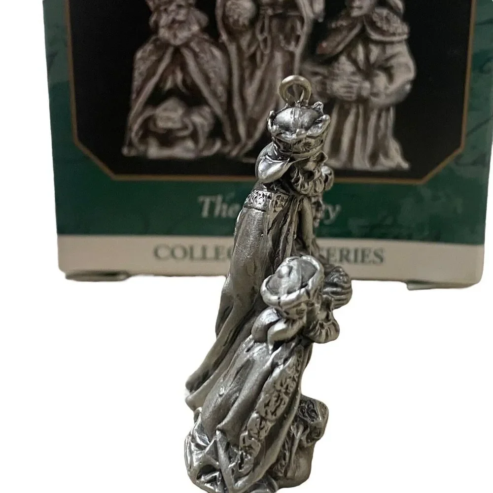Hallmark Keepsake Miniature Ornaments‎ The Nativity Series 1999 Fine Pewter